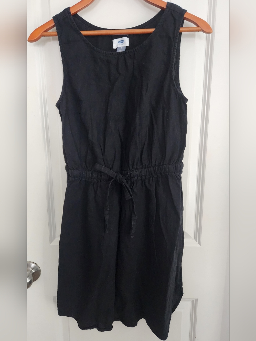 Old Navy Black Sleeveless Tie-Stretchy Waist Dress